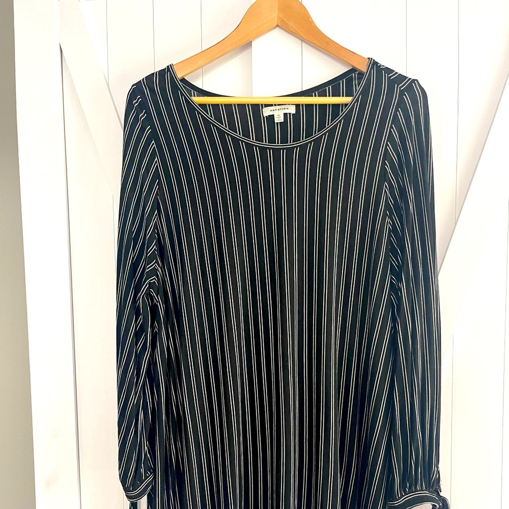 Chic Black and White Striped Women's Blouse